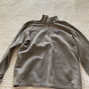 Light grey Patagonia quarter zip